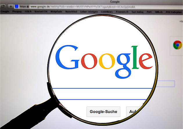 Google musí sdílet data o vyhledávání s konkurencí, rozhodl soud v USA