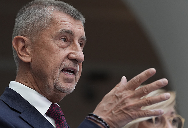 ANO slibuje bezúročné půjčky na první bydlení i penzijní věk znovu 65 let