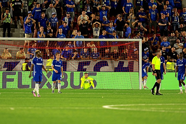 Plivli jste nám do tváře, křičí Poláci. Jejich šampion se ztrapnil na Gibraltaru