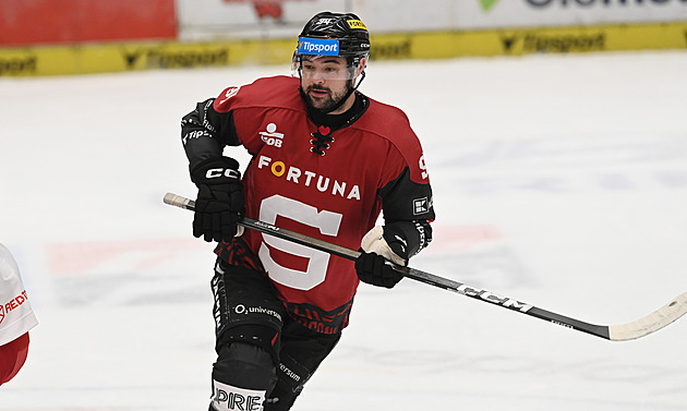 Sparťanská pomsta za září, Kanaďan Shore se dostal na metu gólu na zápas