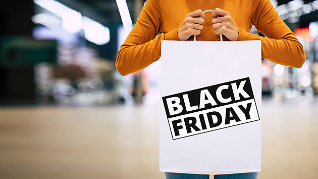 Obchodníci očekávají rekordní vánoční tržby. Black Friday odstartuje nákupy
