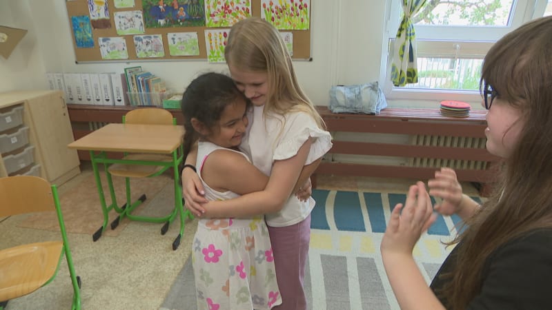 ADHD nebo blokáda páteře? Tělo může ovlivnit mozek víc, než si myslíme. Škola, kde pohyb léčí řeč