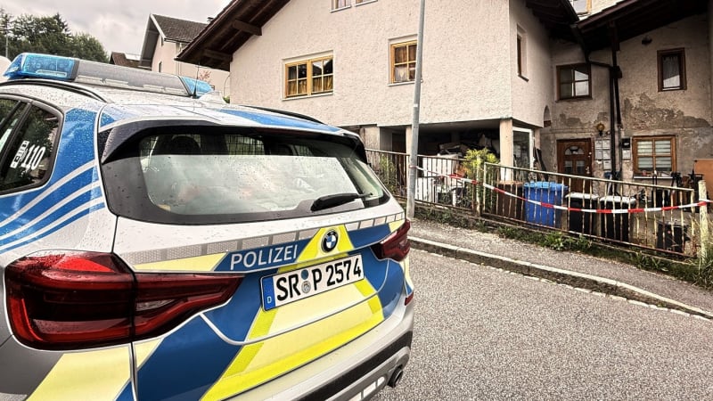Muž v Německu vystřílel vlastní rodinu: Jezdil od domu k domu, dokud nebyli všichni mrtví 