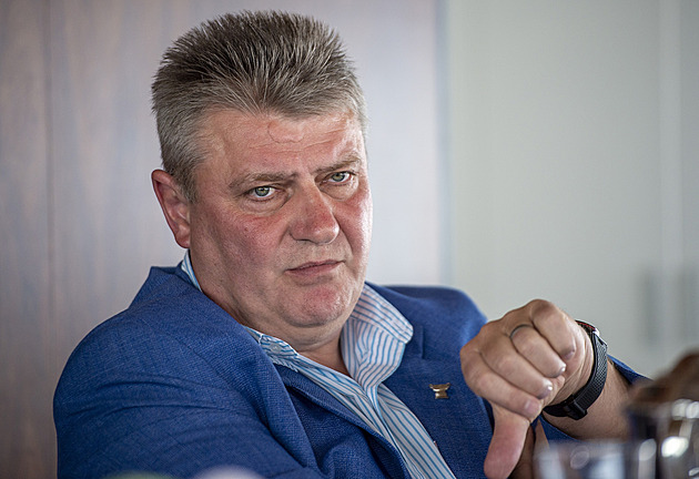 Kaderka: Co to melete, pane redaktore? Vydírali mě a teď tenisu hrozí bankrot