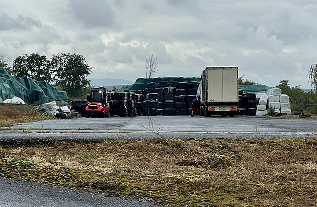Snad zmizí i švábi. Obec se zbavila nelegálního odpadu, padla milionová pokuta