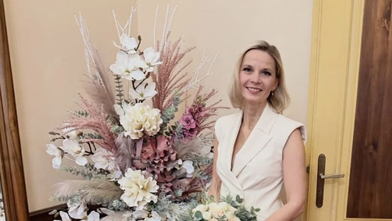 Babišova budoucí ministryně řekla ANO i u oltáře. Pochlubila se snímkem