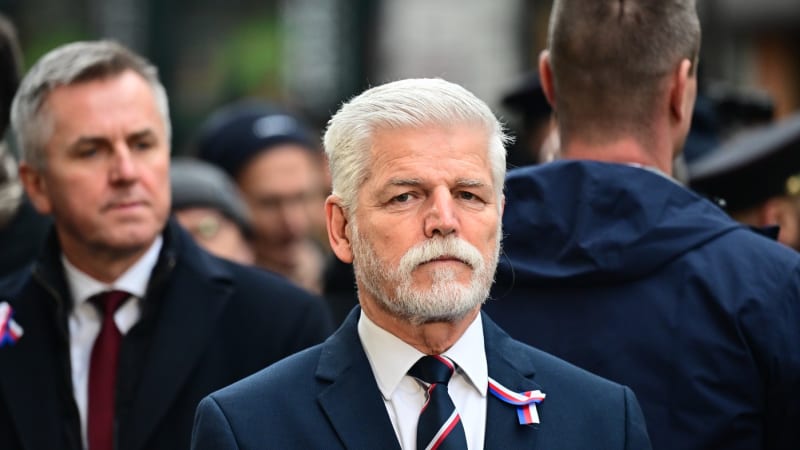 Pavel a Zelenskyj mluvili o muniční iniciativě. Ukrajina letos dostala téměř dva miliony nábojů