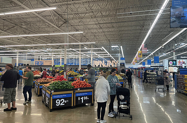 Jak Amerika přichází o střední třídu. Stále víc lidí se potýká s tlakem inflace