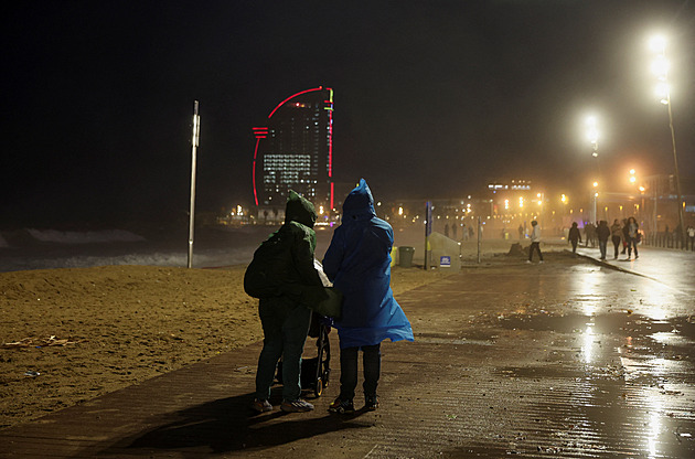 Jih Španělska zasáhly bleskové povodně, mají už tři oběti. Pršet má i v dalších dnech