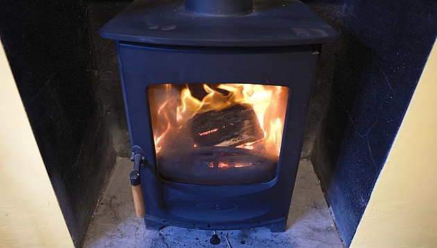 Pohoda a teploučko. Vášeň bohatých Londýňanů pro kamna má i odvrácenou tvář