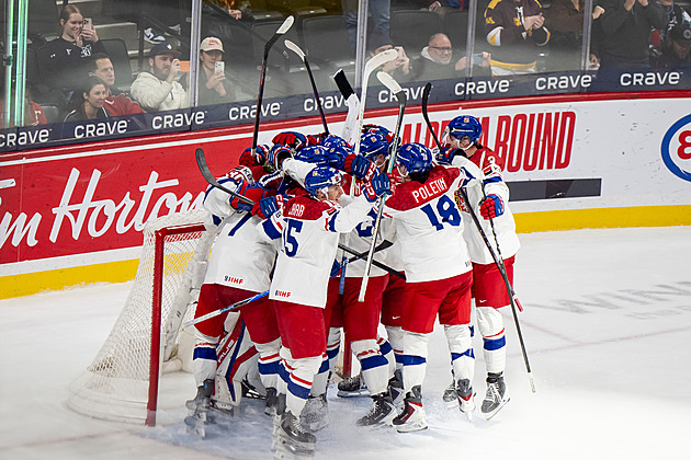Gólové hody, skalpy favoritů, rozpaky i smolné finále. Jak junioři došli za stříbrem