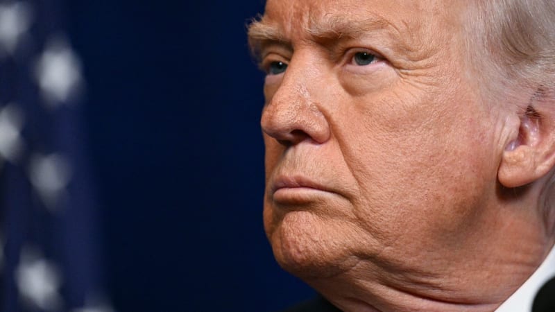 Černé zlato jako motiv. Trump akci Maduro řešil s ropnými giganty, vlastní Kongres vynechal