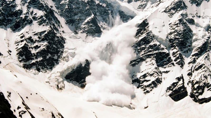 Smrt Čechů pod lavinou v Alpách: Záchranářům se podařilo vyprostit těla