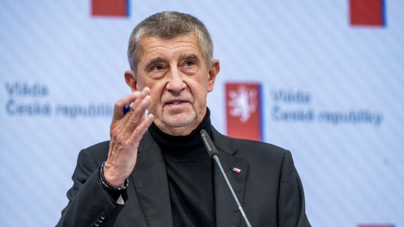 Babiš si kvůli Grónsku koupil glóbus. Popsal, jak by Putinovy superstřely letěly na Bílý dům