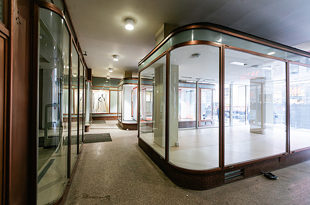 Z centra Brna mizí po 30 letech Baťa, nejbližší prodejny jsou v nákupních centrech