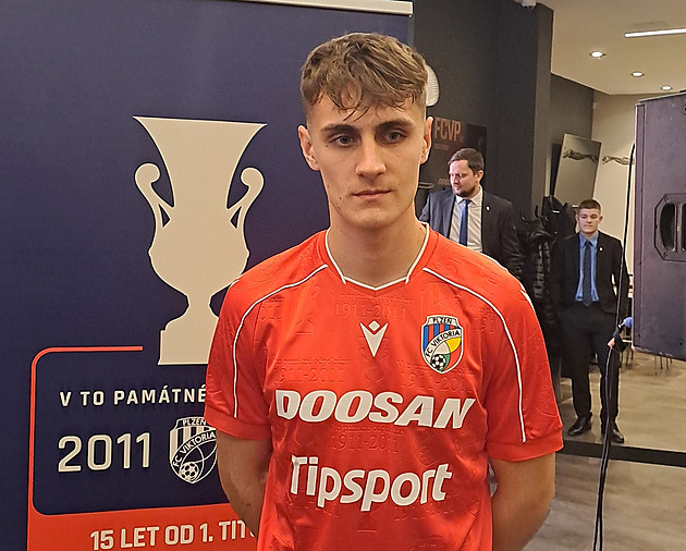 Doma jsme si zasadili kousek trávníku ze hřiště, vzpomíná Sojka na první titul Plzně