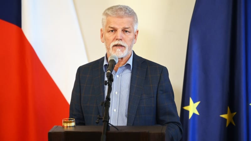 Konec provizoria, Pavel podepsal státní rozpočet na letošek. Schodek bude 310 miliard