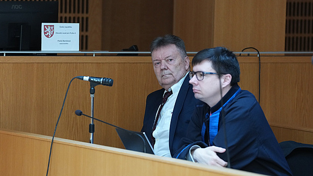 Berbr u soudu: Měl jsem nasadit montérky a na koloběžce kontrolovat stadiony