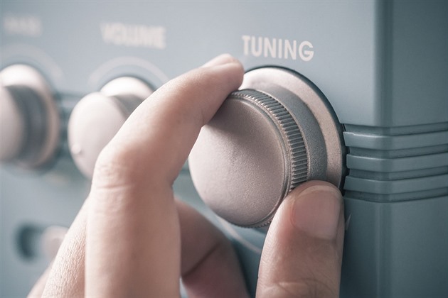 Poplatky nejsou vše. Komerční rádia volají po širší debatě o roli veřejnoprávních médií