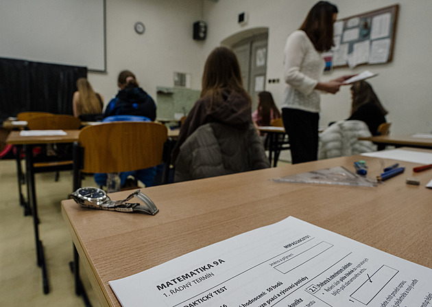 Web s výsledky přijímacích zkoušek kolabuje. Je přetížený, přiznal Cermat