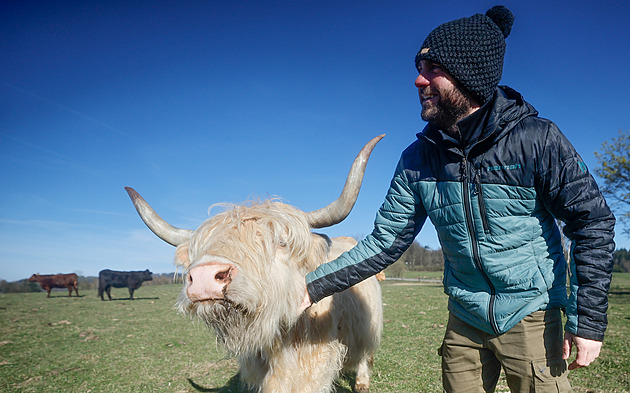 Deset let řehole, ale už se cítíme jako farmáři, říká majitel biofarmy