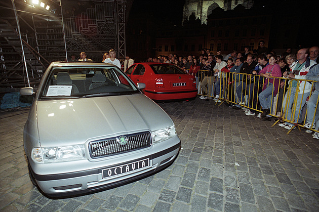 Nejdůležitější škoda se představila před 30 lety. Octavii křtili v Praze