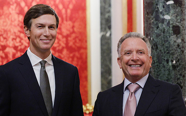 Podstatné plány, řekl Bílý dům ke schůzce s Putinem. Američané odletěli do Polska
