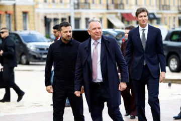 Územní otázku lze vyřešit pouze při jednání prezidentů, řekl Zelenskyj