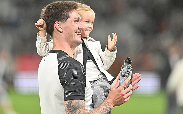 Cizinu jsme s rodinou už zamítli, přiznává Čvančara. O Spartě mluvit nechce