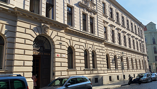 Firma dostávala miliony na hendikepované, šéfy soudí za padělání dokumentů