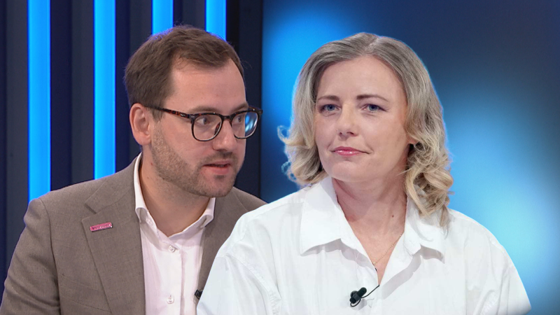 Ekonomický zločin a ostuda: Zástupci opozice tepali vládu. Murová poupravený rozpočet hájila