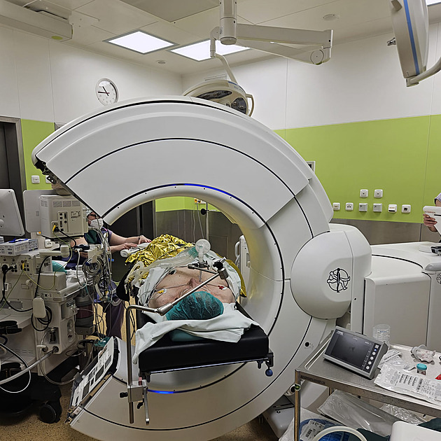 Brno má unikát. Lékaři jako první v Česku hledají hluboko uložené nádory plic ve 3D