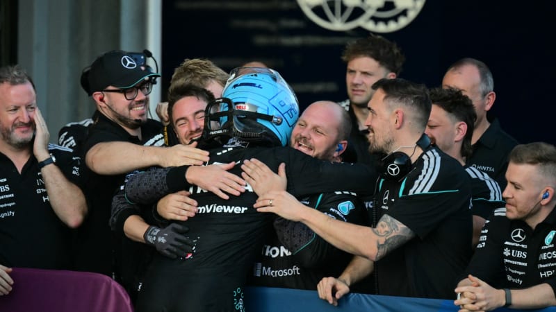 Velkou cenu Ázerbájdžánu vyhrál Russell z Mercedesu. Slaví třetí triumf v sezoně