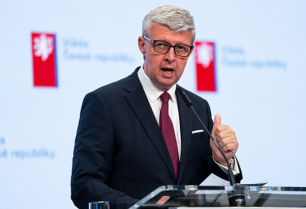 Schodek mohl být nižší, jenže na úkor bezpečnosti nebo dopravy, míní Havlíček