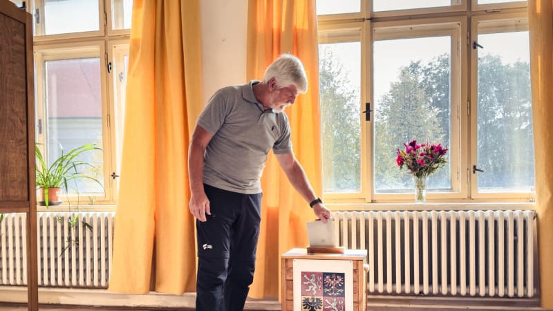 Pavel se vrátil a odvolil. Byla to chyba, ale strhla se trochu hysterie, řekl